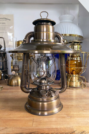 9832A-S_Antique_Shade_Refector_Hurricane_Lantern