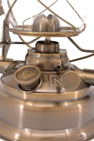 Hurricane Oil Lantern - Antique Brass - 12.5"