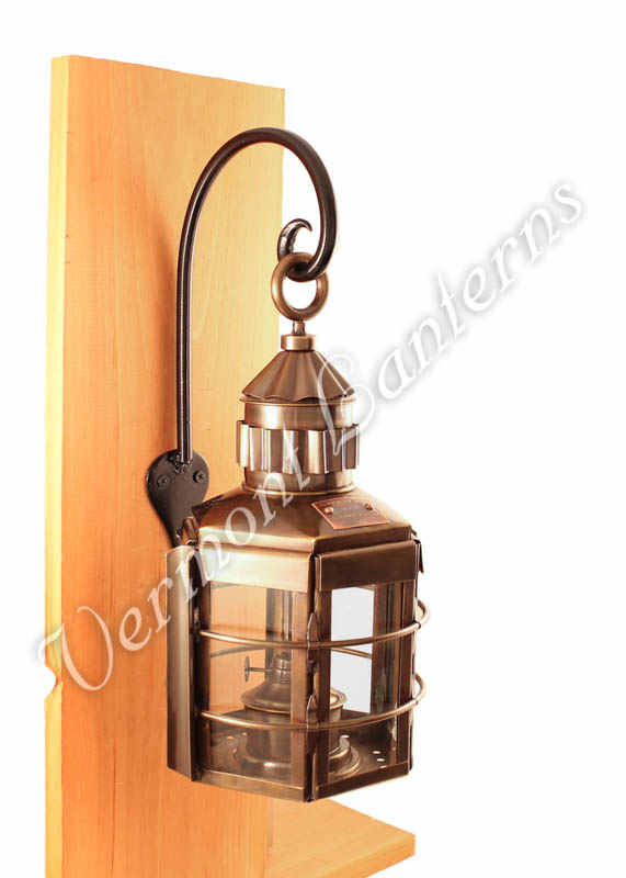 Cast Iron Hook 10" x 6" Round