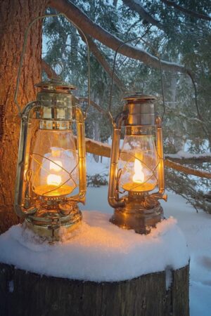 Vermont Lanterns Winter Camping Brass Hurricane
