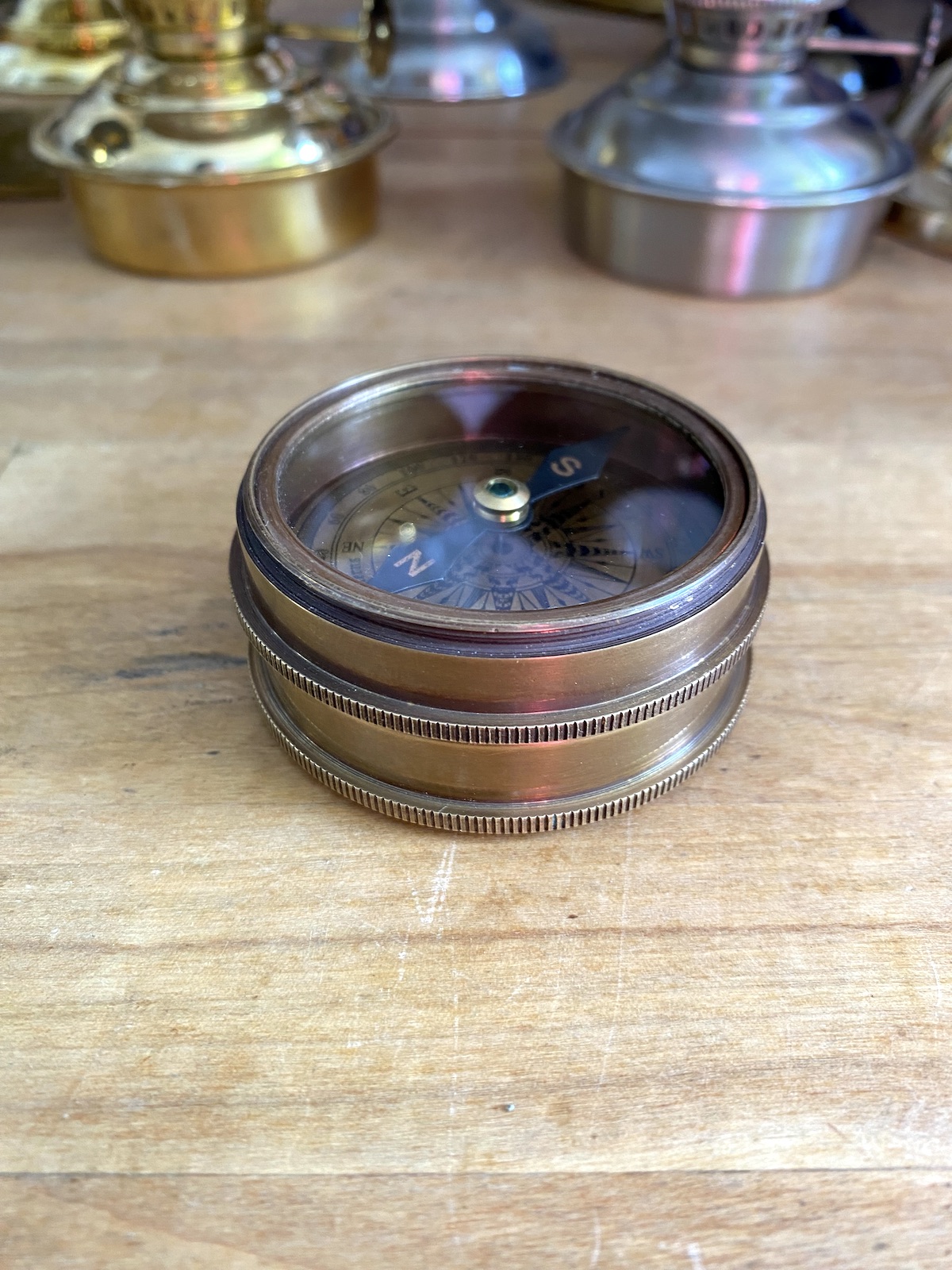 Antique Brass Camping Compass - with Clip - Image 6